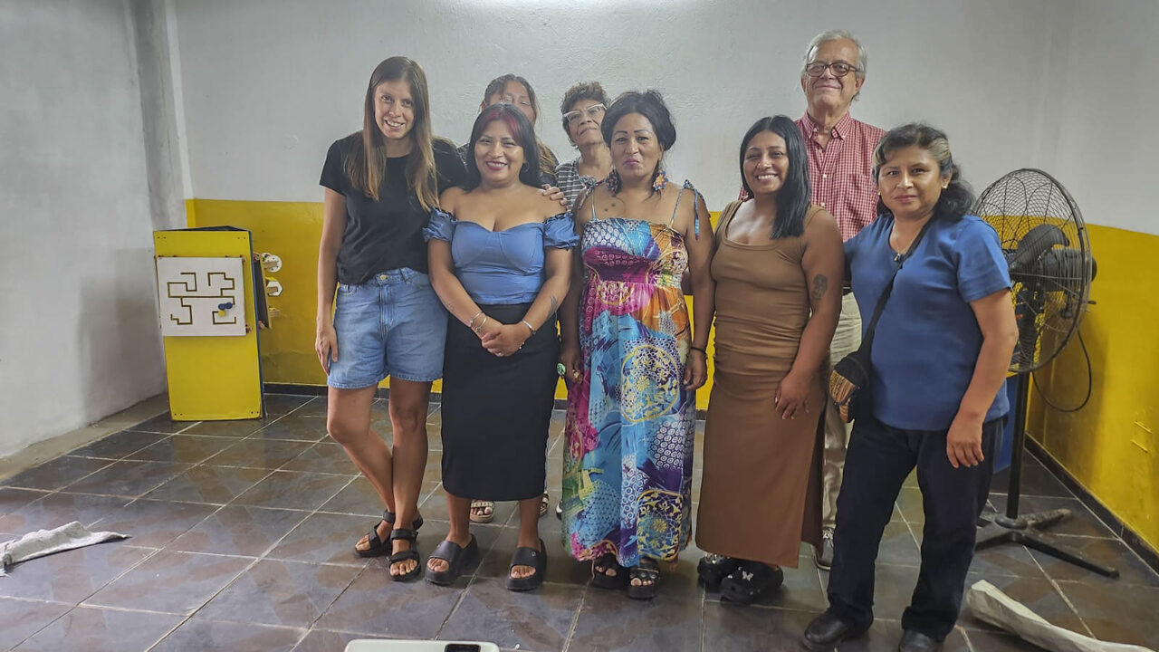 Capacitación en facturación electrónica en Wawa Wasi