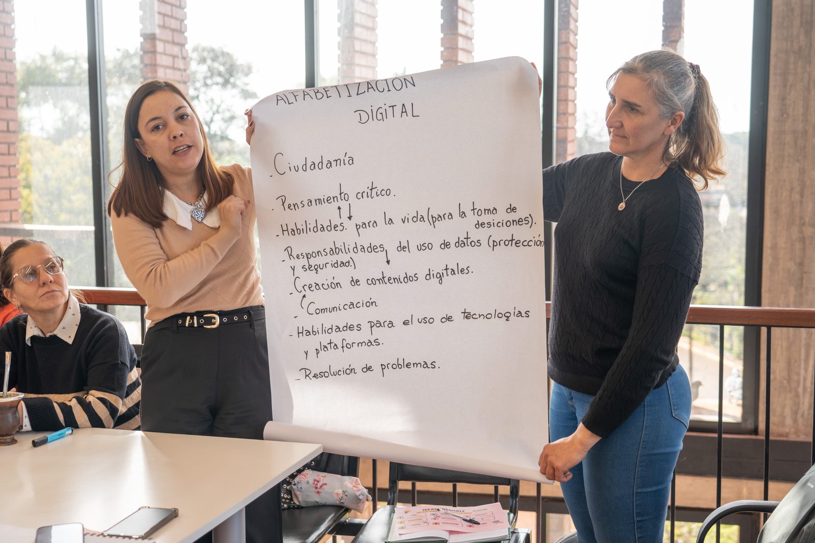 Protección de niñez y adolescencia: talleres de co-diseño para espacios de cuidado