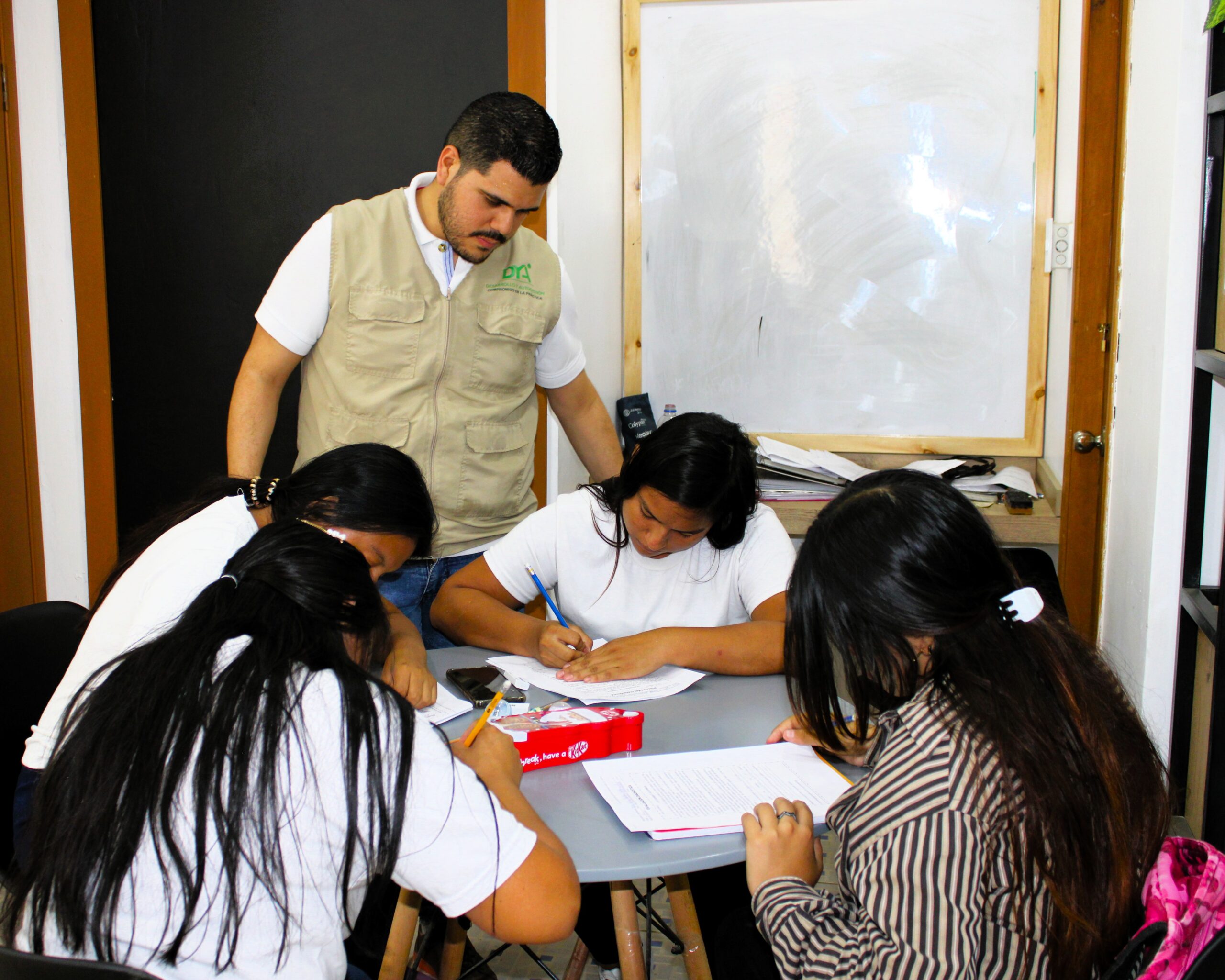 Inclusión Educativa y Protección de Adolescentes Madres — 2